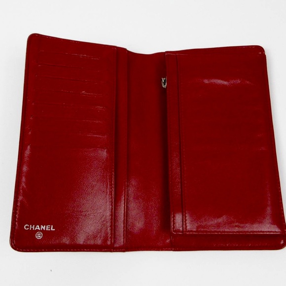 Chanel Wallet - Picture 9 of 17